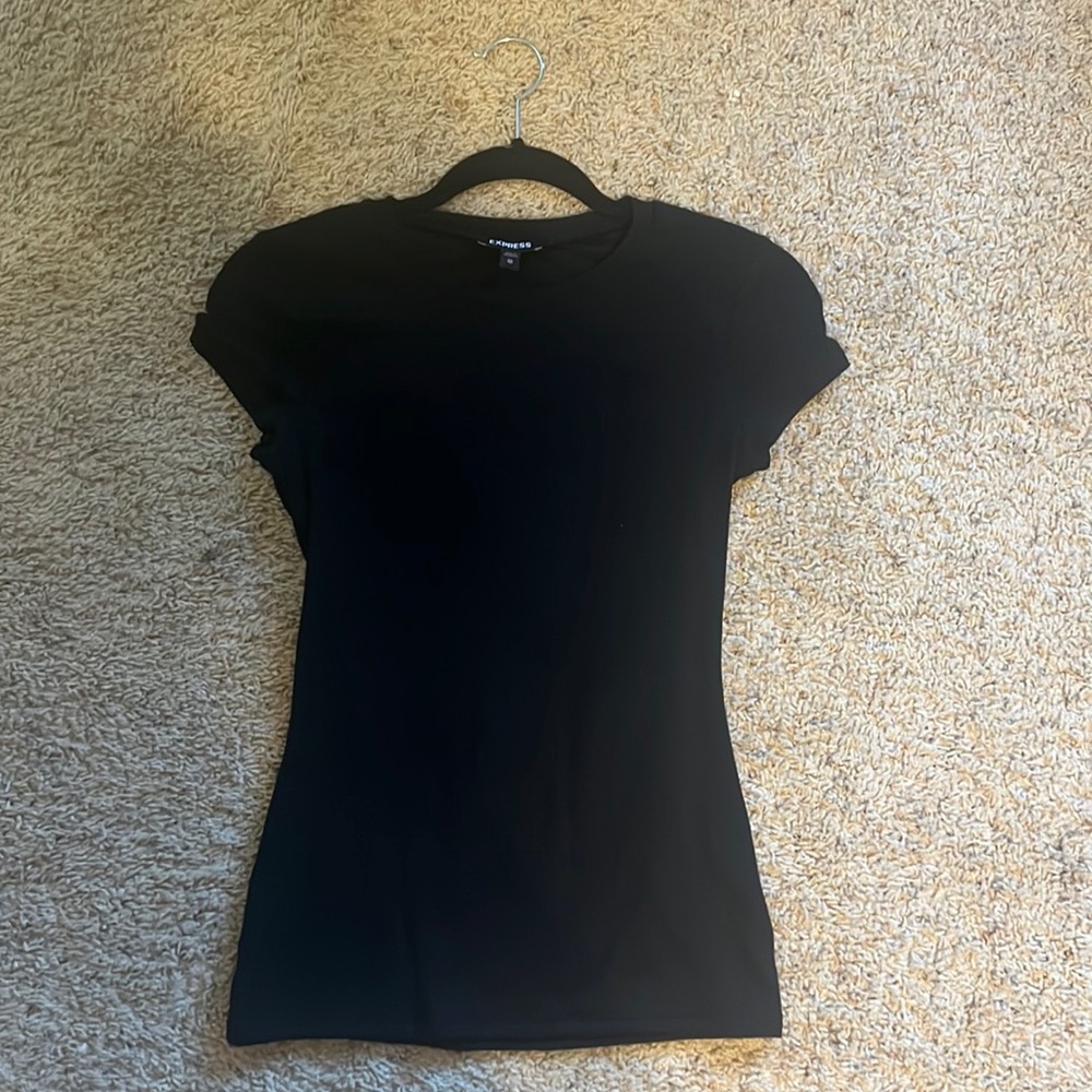 Black Express fitted tee